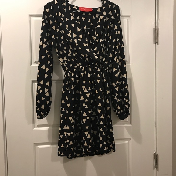 Akira patterned synched dress - Picture 4 of 4